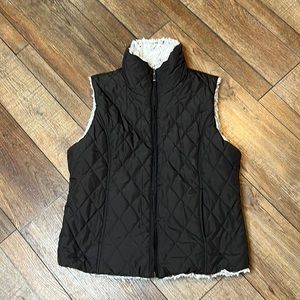 Weatherproof reversible vest